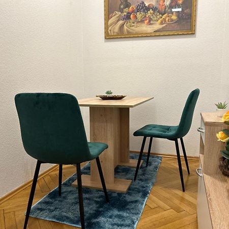 Piano Apartment In Halle Center - Netflix - Free Wifi 1 Exterior photo